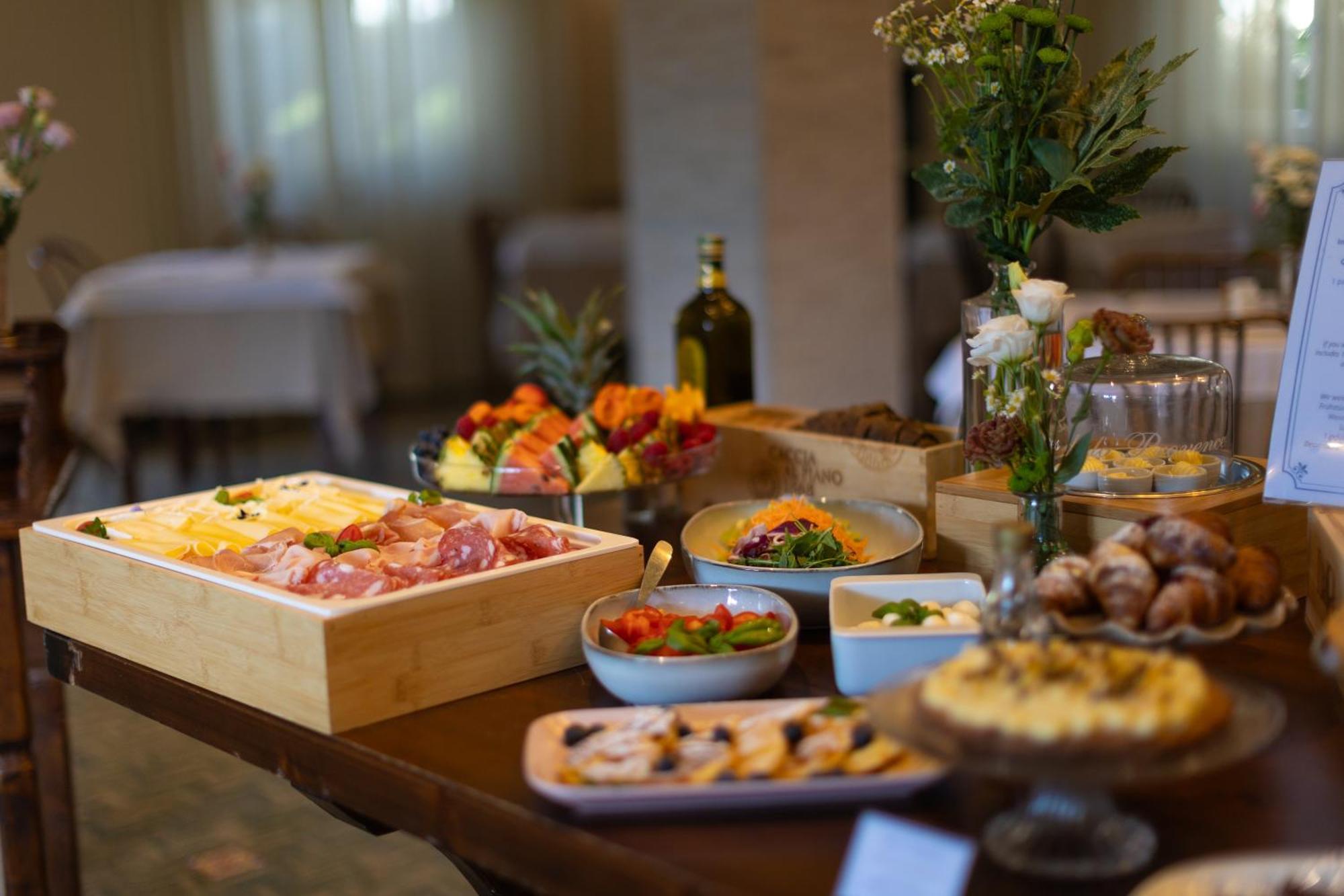 Hotel Massimo Marina di Cecina Eksteriør bilde