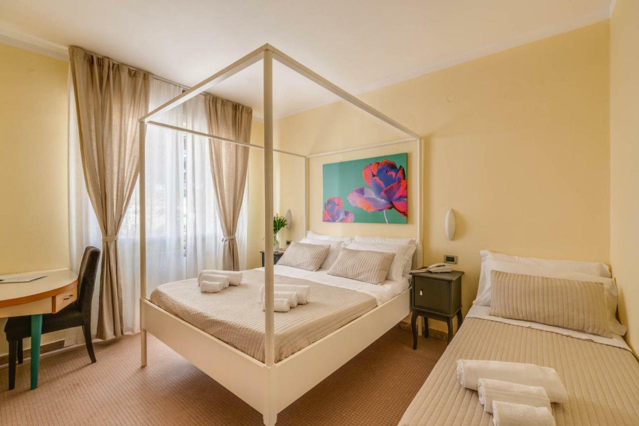 Hotel Massimo Marina di Cecina Eksteriør bilde