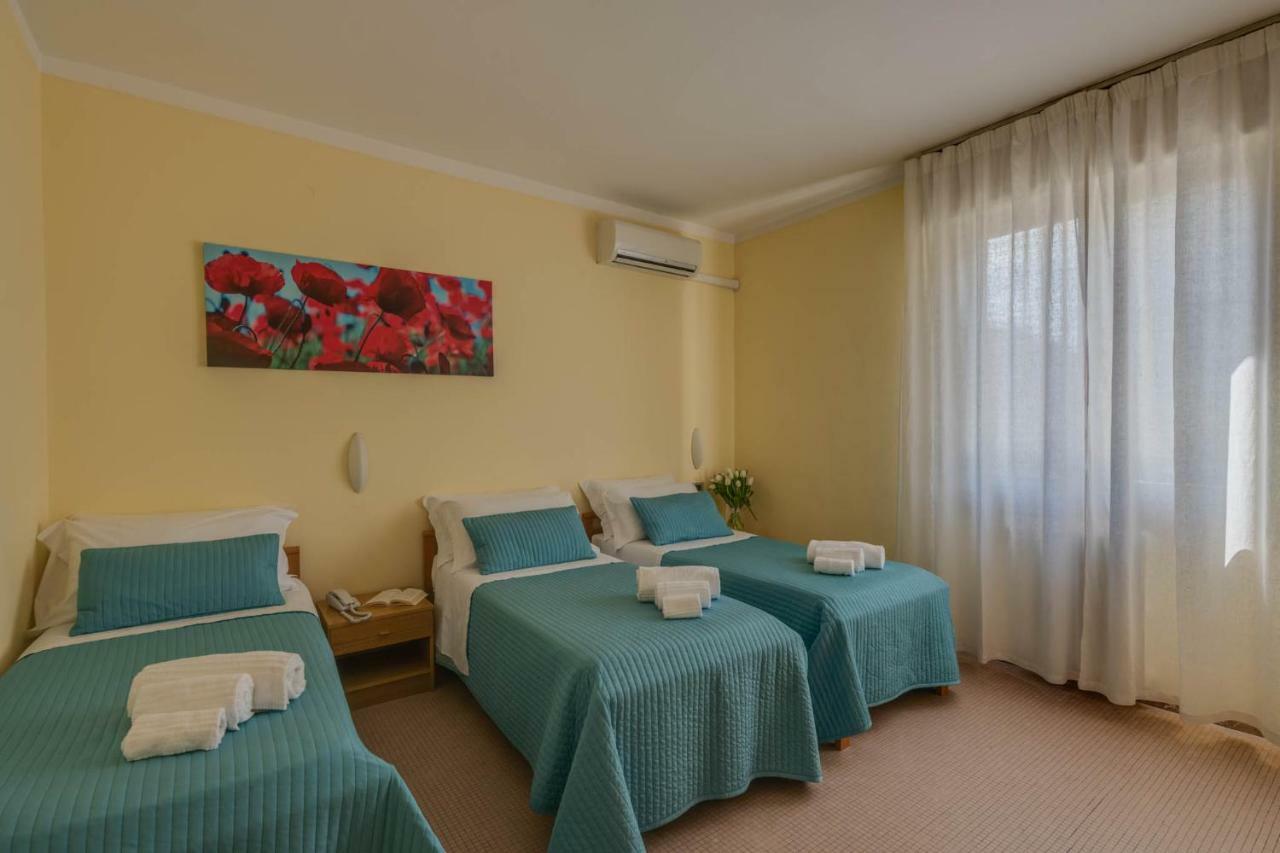 Hotel Massimo Marina di Cecina Eksteriør bilde